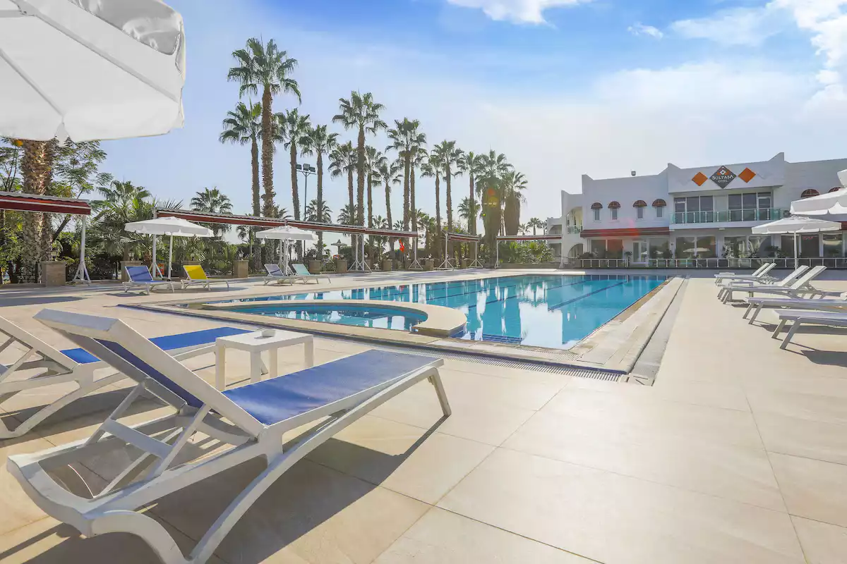 Sultaşa Otel Havuz